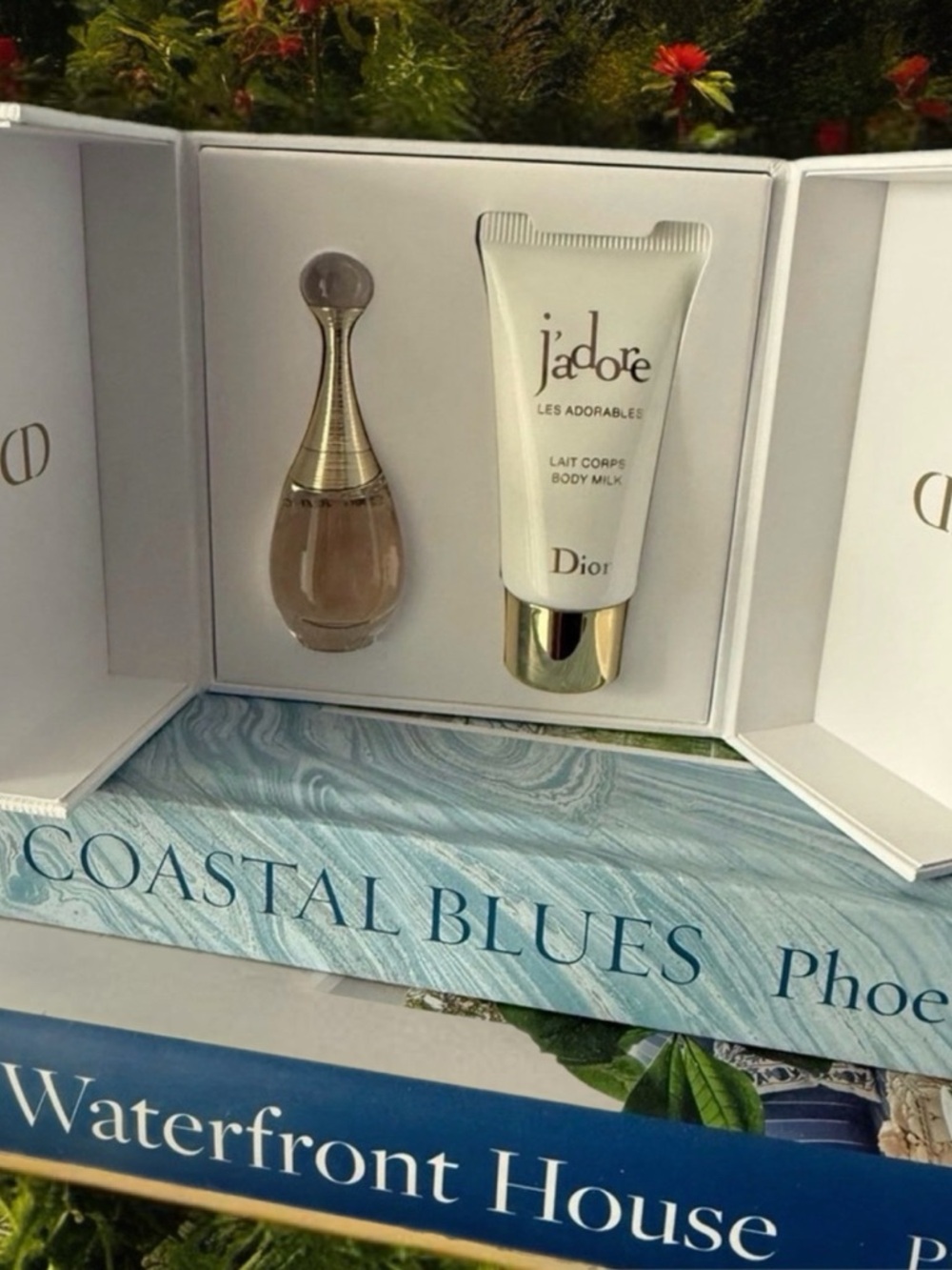 Dior J'adore Set in Gold and Cream